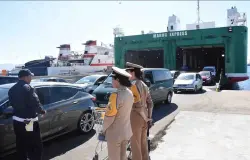 الجمارك تُعلن تسهيلات جديدة لأفراد الجالية المغربية الراغبين في تعشير السيارات