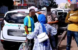 استمرت لأسابيع دون حل.. "الريكولاج" يثير أزمة نقل خانقة بسبب خلافات بين أرباب الطاكسيات بكل من تمارة والرباط