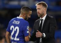 مدرب تشيلسي يُعلق على فشل انضمام زياش لـPSG