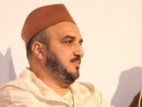 المقرئ  أبو زيد يهاجم القنوات العمومية و يعتبر برامجها تافهة