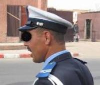  شرطي مـــرور فــــوق القانـــون بـطـــاطـــــا