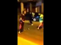 خطير ..  2 بنات هازين جناوا على واحد المشرمل