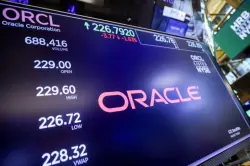الذكاء الاصطناعي يضغط على الوظائف.. أوراكل تقلص قوتها العاملة بـ21 ألف موظف