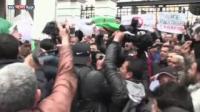 الجزائر.. تظاهرات ضد ترشح بوتفليقة