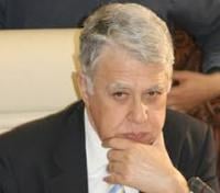 عباس الفاسي يطالب بمعاش تقاعد استثنائي