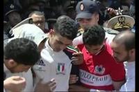 شاهد أخ الطيار المغربي المسجون أثناء دفن أخيه الشهيد