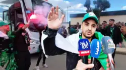 الجماهير الجزائرية تشعل محيط ملعب بركان بهتافات "خاوة خاوة" وتشكر المغاربة