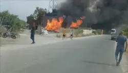 حريق مهول يأتي على مخزن للخشب بضواحي طنجة ويثير رعب الساكنة