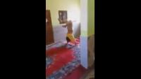 بالفيديو: رجال بعقلهم كيلعبو وسط الجامع
