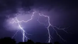 عشرات القتلى بصواعق رعدية عنيفة شرق الهند