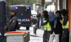 بتنسيق مع" الديتسي" .. السلطات الإسبانية توقف 7 أشخاص موالين لـ"داعش"