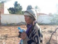 غريب...العثور على شابة أجنبية تعيش وضعية تشرد بطانطان والغموض يلف حالتها