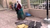 مشاهد مؤثرة لأم أمام المحكمة الإبتدائية بتيزنيت