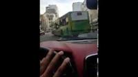 حافلة للنقل العمومي بالبيضاء تسير في الإتجاه المعاكس