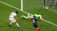 فرنسا تفوز على ألمانيا بنيران صديقة