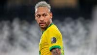 "نيمار" يشتكي من جماهير البرازيل