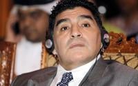 مارادونا‭ ‬يعتدي‭ ‬على‭ ‬مصور‭ ‬صحافي‭ ‬بالضرب