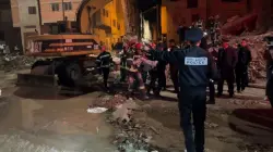 فاس.. لحظة إنقاذ العالقين تحت الأنقاض بعد انهيار مبنيين سكنيين بحي المسيرة