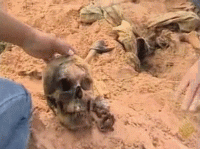 مقابر جماعية اكتشفت في الصحراء الليبية