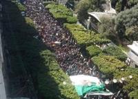 مسيرات حاشدة بالجزائر ضد العهدة الخامسة: "الجيش الشعب خاو خاوة"