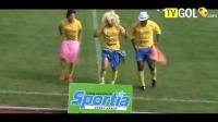 لقطات طريفة من عالم كرة القدم في 2011
