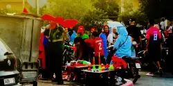 فرحة فوز المنتخب الوطني على كندا تحوّل مدينة مراكش إلى عاصمة للأفراح
