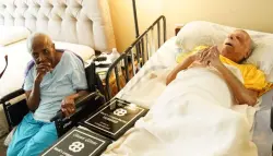 زوجان أمريكيان يدخلان التاريخ: 83 عاماً من الزواج والحب المتبادل