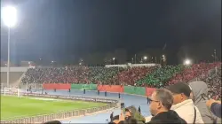 التبوريشة.. النشيد الوطني يلهب حماس الجماهير الوطنية بملعب وجدة الكبير