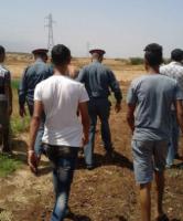 السيبة هادي... مسخوط الوالدين يعربد بالسلاح الأبيض ويوجه ضربة لرأس والدته ويصيب مواطنين بالشارع