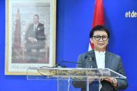 بأغنية تتغنى بجمال الصحراء المغربية..هكذا عبرت وزيرة الخارجية الإندونيسية عن إعجابها بالمملكة (فيديو)