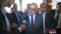 بنكيران يجري حوارا سريعا بالإنجليزية