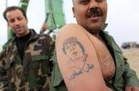 سيطرة مؤيدي القذافي على بني وليد وتعرض ثوارها للإبادة 