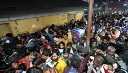 18 قتيلاً في تدافع مروّع بمحطة قطارات الهند