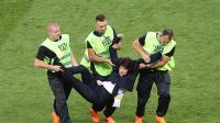 معارضون ل"بُوتين" يعلنون مسؤوليتهم عن فوضى نهائي المونديال..و هذه هي مطالبهم