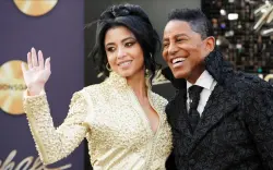 زوجة شقيق "مايكل جاكسون" تخطف الأنظار بـ"القفطان المغربي" في هوليوود