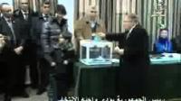 بوتفليقة يؤدي الانتخابات اليوم.
