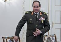 ماذا وراء قرار السيسي البقاء وزيرا للدفاع؟