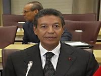 وزير الداخلية يلتقي بالأغلبية الحكومية لسحب البساط عن سيناريوهات تأجيل الانتخابات  