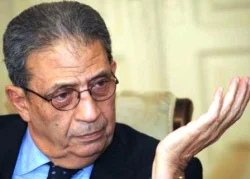نجاة عمرو موسى المرشح للرئاسة في مصر من محاولة اغتيال	