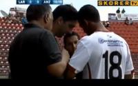 بسبب خاتم الخطوبة .. شاهد ماذا حدث لهذا اللاعب