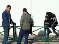 زيادة عدد العاطلين من الشباب صغار السن