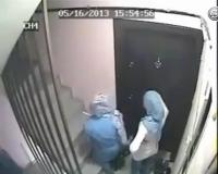 كاميرا مراقبة ترصد سرقة فتيات محجبات لمحتويات شقة