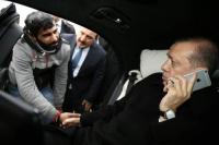 هكذا أنقذ أردوغان رجلا من الانتحار عبر رمي نفسه من أعلى جسر البوسفور