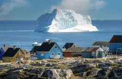 معهد أمريكي: معادن نادرة وثروات بمليارات الدولارات تحت جليد غرينلاند