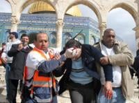 مواجهات بالقدس والخليل وغزة تتضامن  