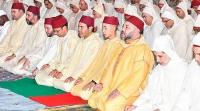 طفل عمره 13 سنة يبهر الملك و المصلين في ليلة القدر (فيديو)