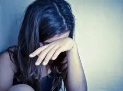 جاب الربحة.. تسريب تسجيل صوتي يقود مساعدا تربويا إلى الاعتقال بتهمة التغرير بتلميذة