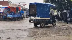أمطار الخير تتهاطل بغزارة على مدينة طنجة