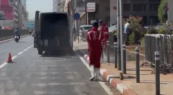 زيارة الملك للدار البيضاء.. أشغال ترقيعية وتنظيف الشوارع الرئيسية ومحيط الميناء