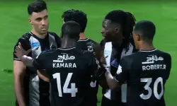 بالفيديو.. "حمد الله" في قلب جدل جديد بدوري "روشن" ومدربه يتدخل لإنصافه